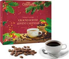 Kaffe Adventskalender 2023: 24 Dagar av Smaksatt Malet Kaffe